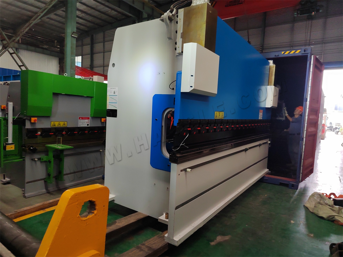 USAWE67K175T4000 CNC Press Brake AND 3000W Laser Welder Cleaning